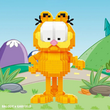 BALODY Garfield Standing Akimbo Pose Micro-Diamond Particle Building Block Set-One Quarter