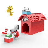 LiNooS Peanuts® Snoopy Christmas Snoopy’s Dog House Building Block Set-One Quarter