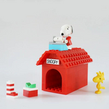 LiNooS Peanuts® Snoopy Christmas Snoopy’s Dog House Building Block Set-One Quarter