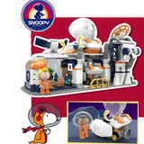 LiNooS Peanuts® Snoopy Lunar Traveler Lunar Research Base Building Block Set-One Quarter