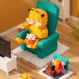 Pleyerid Garfield Lazy Cat Sitting in Recliner Building Block Set-One Quarter